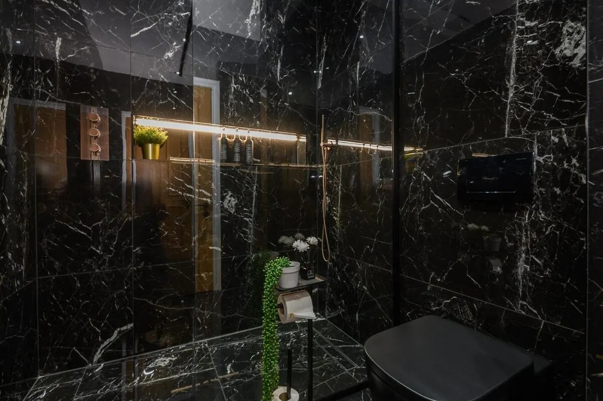 Paradise Boutique Deluxe - Leeds City Center - Steps To Ivy Asia 0*, ليدز المملكة المتحدة