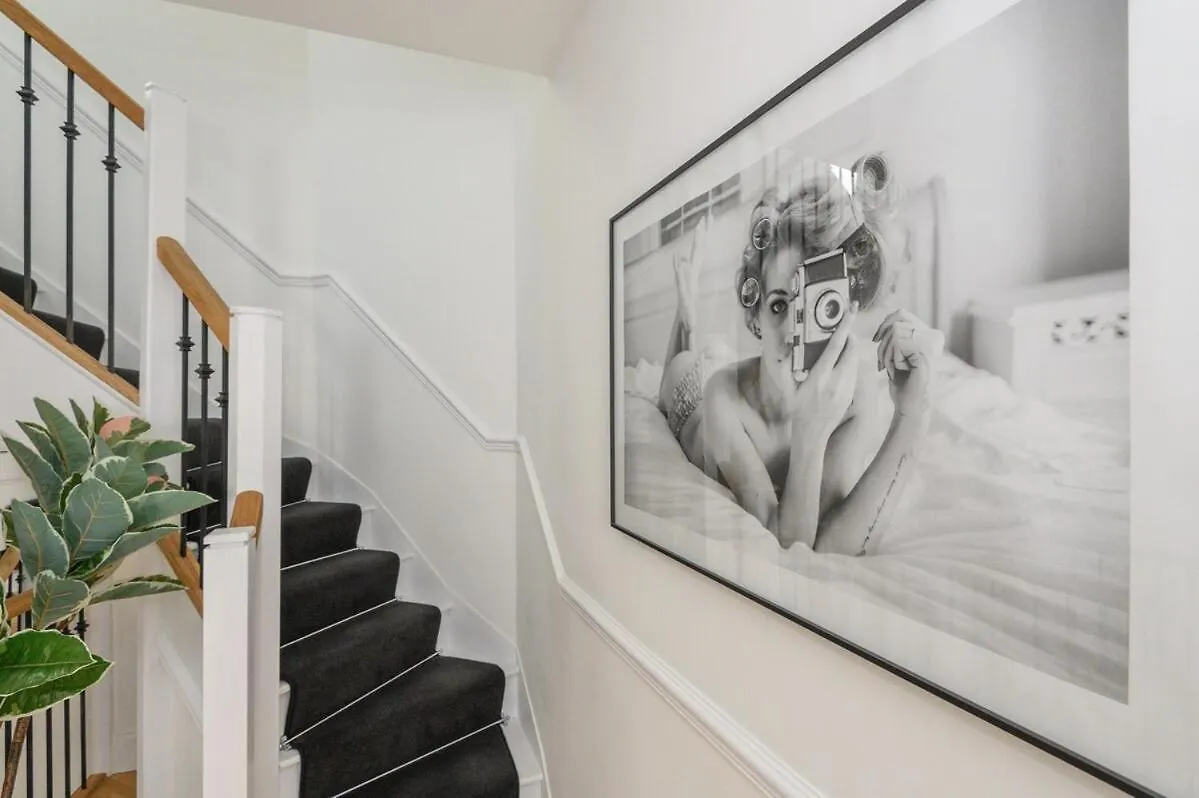 شقة Paradise Boutique Deluxe - Leeds City Center - Steps To Ivy Asia
