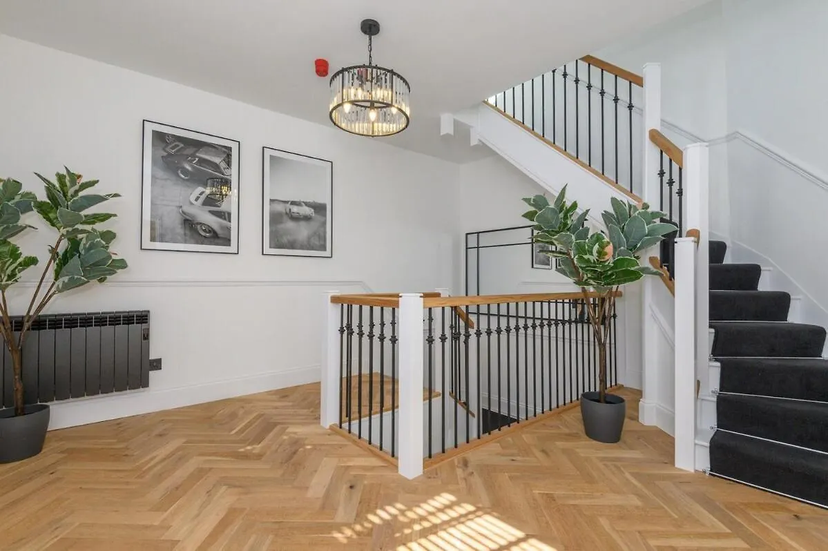 Paradise Boutique Deluxe - Leeds City Center - Steps To Ivy Asia Apartment