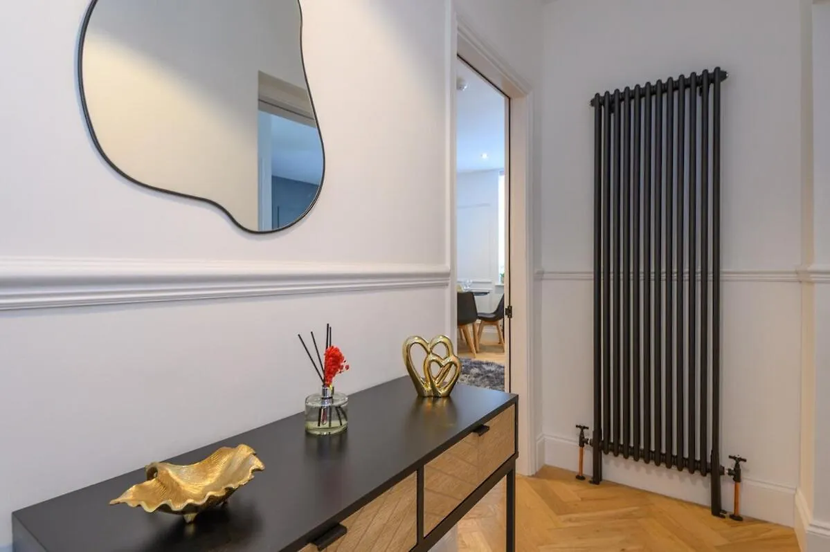 Apartment Paradise Boutique Deluxe - Leeds City Center - Steps To Ivy Asia